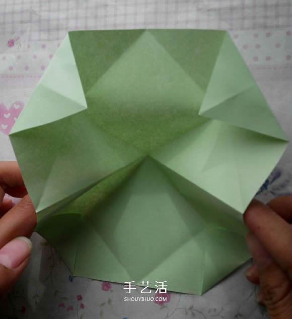 钻石玫瑰的折法图解 怎么折钻石玫瑰的教程 -  www.shouyihuo.com