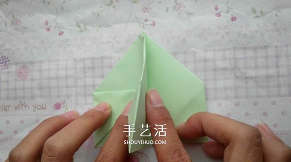 钻石玫瑰的折法图解 怎么折钻石玫瑰的教程 -  www.shouyihuo.com