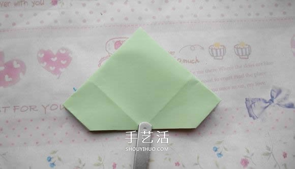 钻石玫瑰的折法图解 怎么折钻石玫瑰的教程 -  www.shouyihuo.com