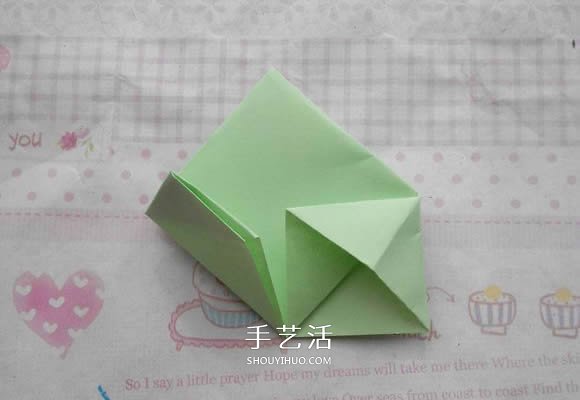 钻石玫瑰的折法图解 怎么折钻石玫瑰的教程 -  www.shouyihuo.com
