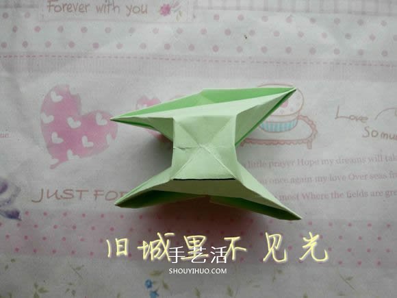 钻石玫瑰的折法图解 怎么折钻石玫瑰的教程 -  www.shouyihuo.com