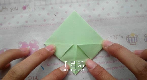 钻石玫瑰的折法图解 怎么折钻石玫瑰的教程 -  www.shouyihuo.com