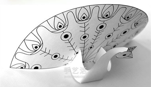 孔雀开屏手工制作图解 幼儿园剪纸做孔雀教程 -  www.shouyihuo.com