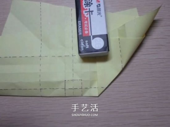 如何折叠玫瑰花图解 玫瑰花的折法简单易学 -  www.shouyihuo.com