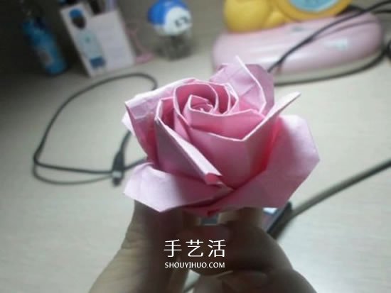 如何折叠玫瑰花图解 玫瑰花的折法简单易学 -  www.shouyihuo.com