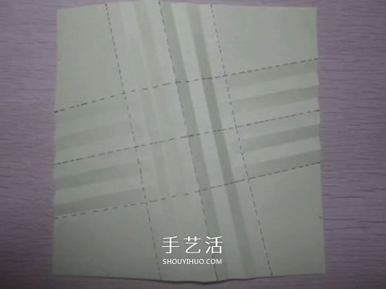 如何折叠玫瑰花图解 玫瑰花的折法简单易学 -  www.shouyihuo.com