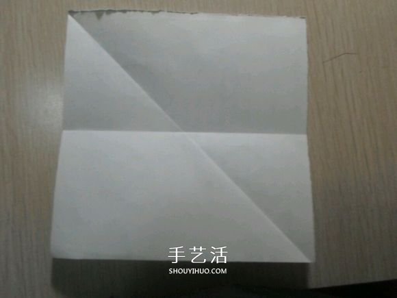 如何折叠玫瑰花图解 玫瑰花的折法简单易学 -  www.shouyihuo.com