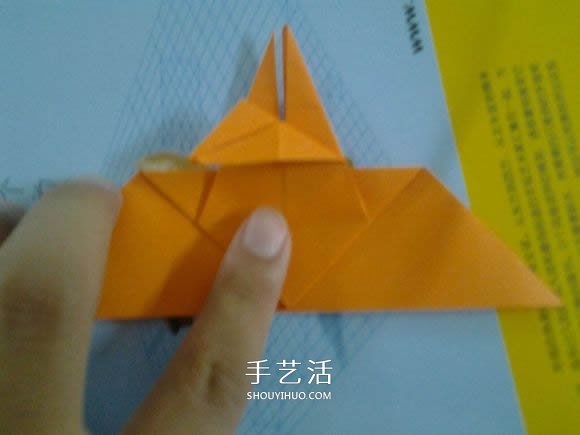 如何折纸蝙蝠的步骤图 蝙蝠的折纸方法图解 -  www.shouyihuo.com