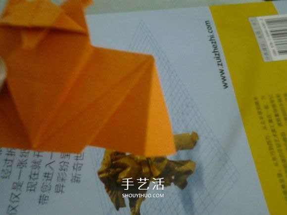 如何折纸蝙蝠的步骤图 蝙蝠的折纸方法图解 -  www.shouyihuo.com