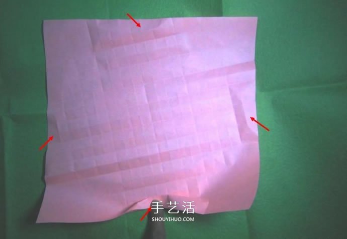 酒杯玫瑰的折法图解 手工折纸酒杯玫瑰过程 -  www.shouyihuo.com