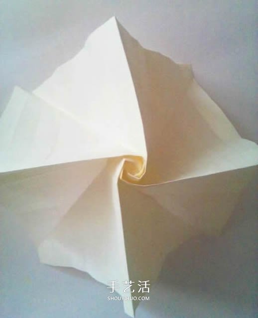 玫瑰花怎么折步骤图解 折玫瑰的方法步骤图 -  www.shouyihuo.com