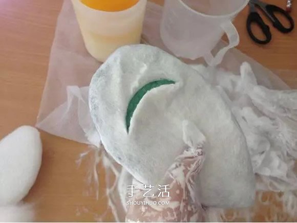 羊毛毡鲨鱼钥匙包DIY 羊毛毡钥匙包的制作方法 -  www.shouyihuo.com