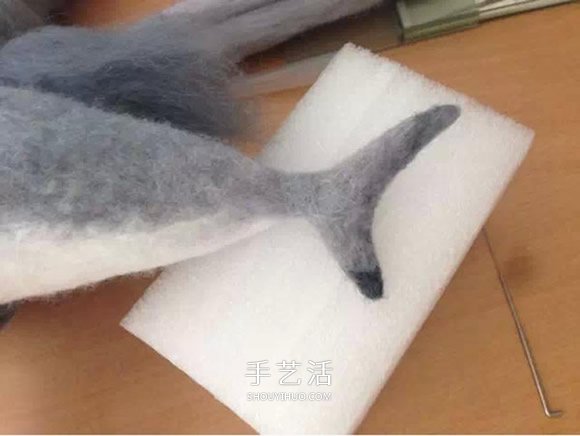 羊毛毡鲨鱼钥匙包DIY 羊毛毡钥匙包的制作方法 -  www.shouyihuo.com