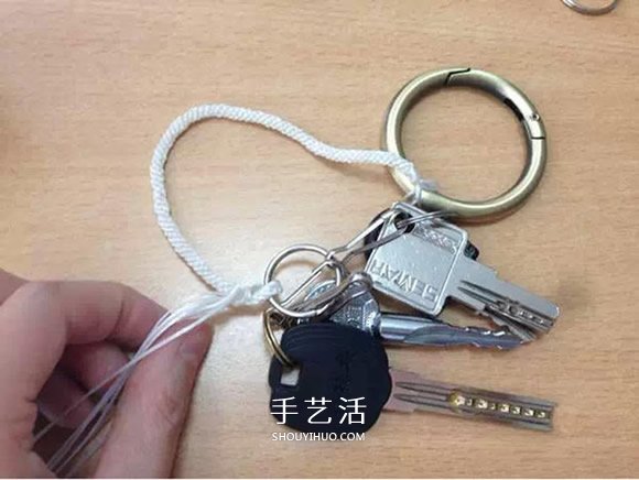 羊毛毡鲨鱼钥匙包DIY 羊毛毡钥匙包的制作方法 -  www.shouyihuo.com