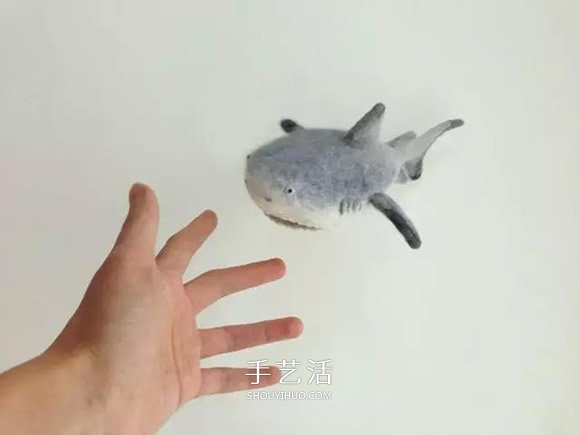 羊毛毡鲨鱼钥匙包DIY 羊毛毡钥匙包的制作方法 -  www.shouyihuo.com