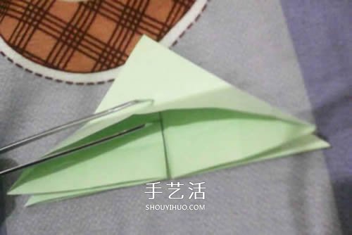 手工纸烟花的折法图解 折纸烟花的方法步骤图 -  www.shouyihuo.com