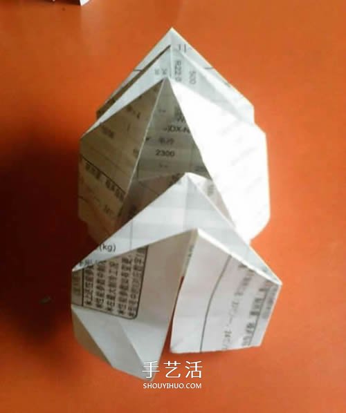 手工纸烟花的折法图解 折纸烟花的方法步骤图 -  www.shouyihuo.com