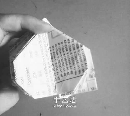手工纸烟花的折法图解 折纸烟花的方法步骤图 -  www.shouyihuo.com