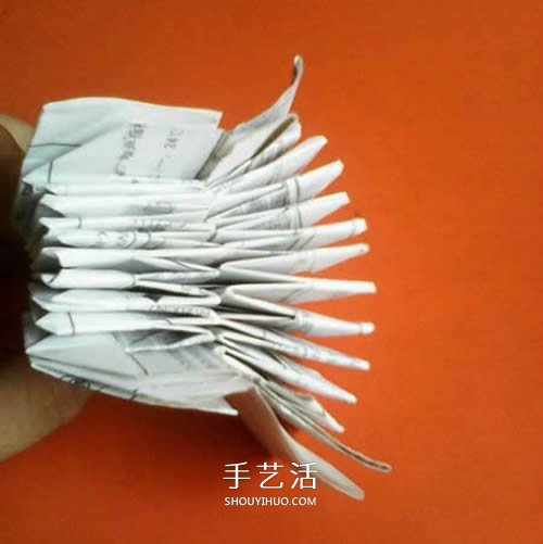 手工纸烟花的折法图解 折纸烟花的方法步骤图 -  www.shouyihuo.com