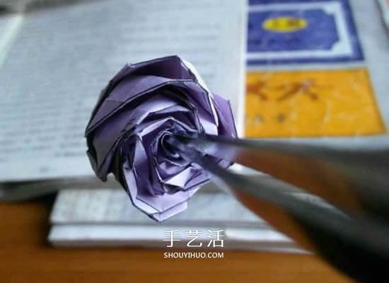 贝利尔玫瑰的折法图解 怎么折纸贝利尔玫瑰 -  www.shouyihuo.com