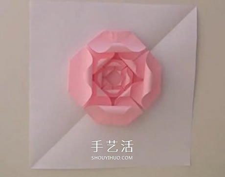 扁平玫瑰花的折法图解 组合式平玫瑰折纸教程 -  www.shouyihuo.com