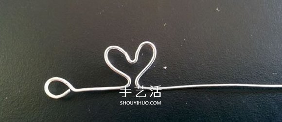 情人节心动项链DIY 金属丝制作爱心项链坠 -  www.shouyihuo.com