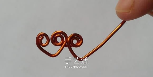 情人节送女友的心连心戒指DIY制作图解 -  www.shouyihuo.com