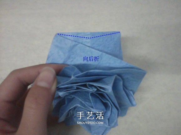 玫瑰花的折纸步骤图解 手揉纸折25瓣玫瑰花 -  www.shouyihuo.com