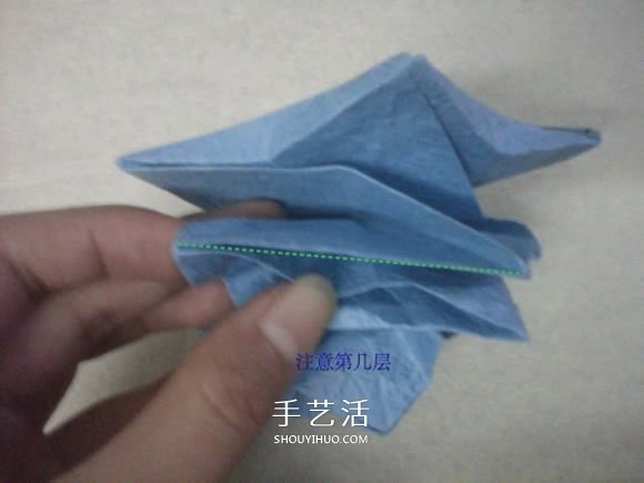 玫瑰花的折纸步骤图解 手揉纸折25瓣玫瑰花 -  www.shouyihuo.com