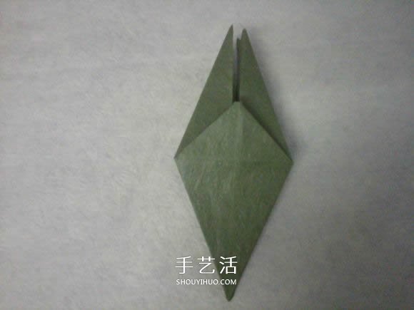 玫瑰花的折纸步骤图解 手揉纸折25瓣玫瑰花 -  www.shouyihuo.com