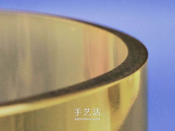 红酒瓶子废物利用 DIY手工制作漂亮的酒杯 -  www.shouyihuo.com