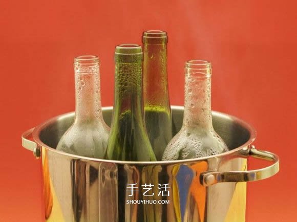红酒瓶子废物利用 DIY手工制作漂亮的酒杯 -  www.shouyihuo.com