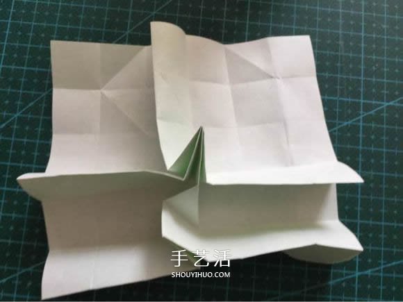 拼图零片的折纸方法 手工折纸拼图的图解教程 -  www.shouyihuo.com