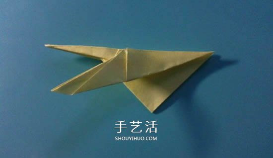 简单蜂鸟的折纸方法 手工折纸蜂鸟图解教程 -  www.shouyihuo.com