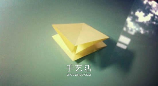 简单蜂鸟的折纸方法 手工折纸蜂鸟图解教程 -  www.shouyihuo.com