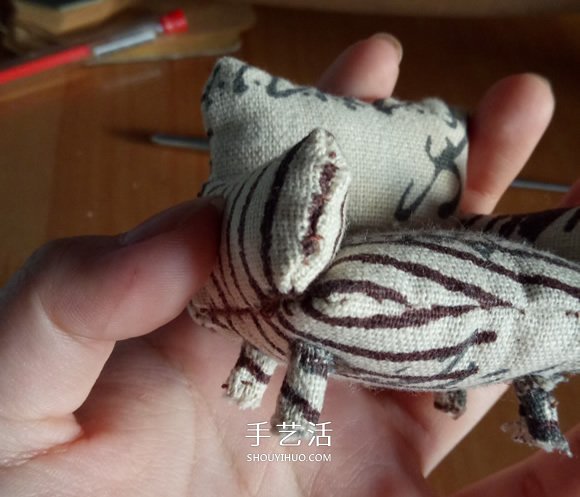 不织布扶手沙发模型DIY 迷你单人沙发布艺制作 -  www.shouyihuo.com