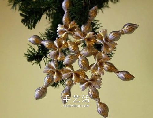 意大利面制作雪花挂饰 自制意大利面雪花方法 -  www.shouyihuo.com