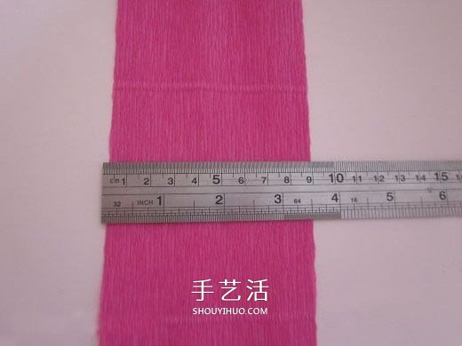 皱纹纸糖果花的做法 皱纹纸玫瑰花手工制作 -  www.shouyihuo.com