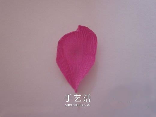 皱纹纸糖果花的做法 皱纹纸玫瑰花手工制作 -  www.shouyihuo.com