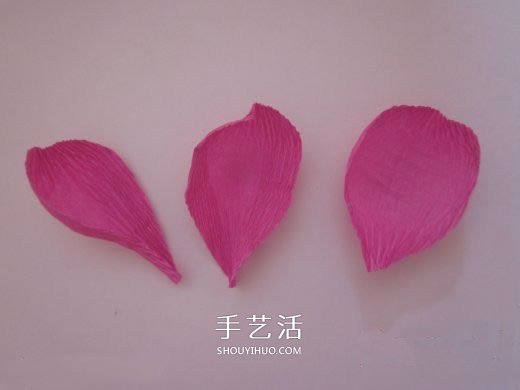 皱纹纸糖果花的做法 皱纹纸玫瑰花手工制作 -  www.shouyihuo.com