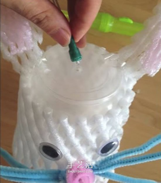 中秋节兔子灯手工制作 元宵兔子灯DIY图解 -  www.shouyihuo.com