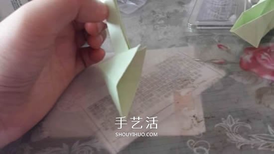 立体树苗的折法图解 折纸树苗的方法步骤图 -  www.shouyihuo.com