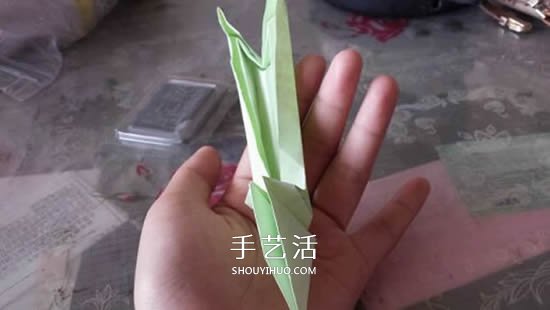 立体树苗的折法图解 折纸树苗的方法步骤图 -  www.shouyihuo.com