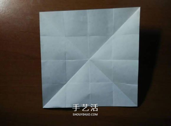 好玩魔术盒的折法图解 可收缩盒子的折法步骤 -  www.shouyihuo.com