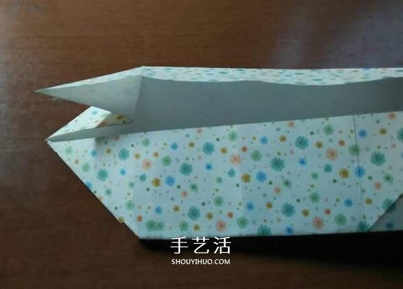 好玩魔术盒的折法图解 可收缩盒子的折法步骤 -  www.shouyihuo.com
