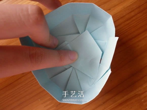 带盖子爱心盒子的折法 情人节爱心盒子折纸 -  www.shouyihuo.com