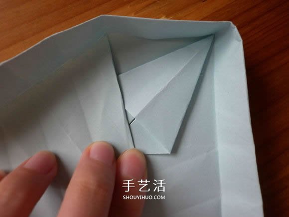 带盖子爱心盒子的折法 情人节爱心盒子折纸 -  www.shouyihuo.com