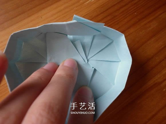 带盖子爱心盒子的折法 情人节爱心盒子折纸 -  www.shouyihuo.com