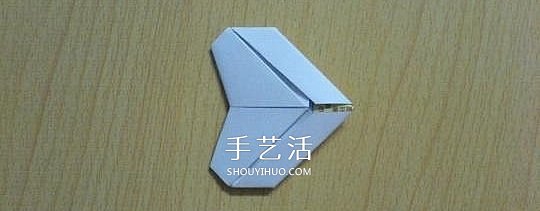 简单心形折纸图解教程 手工桃心的折法步骤 -  www.shouyihuo.com