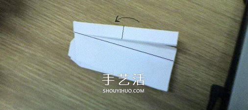 B-2轰炸机的折法图解 折纸隐形轰炸机的方法 -  www.shouyihuo.com